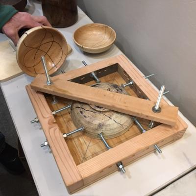 Bill-Langtry-bowl-clamping-jig